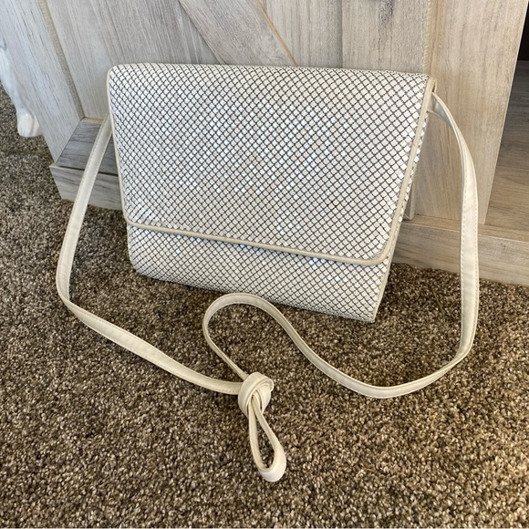 Whiting & Davis White Mesh Clutch with Removable Shoulder Strap Purse - Picture 8 of 11